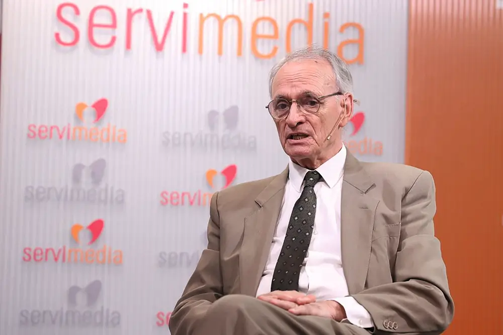 El presidente del CES, Antón Costas, en el transcurso de la entrevista mantenida en Servimedia.