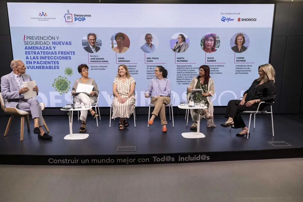 Las participantes en el Desayuno POP, en un momento de sus intervenciones.