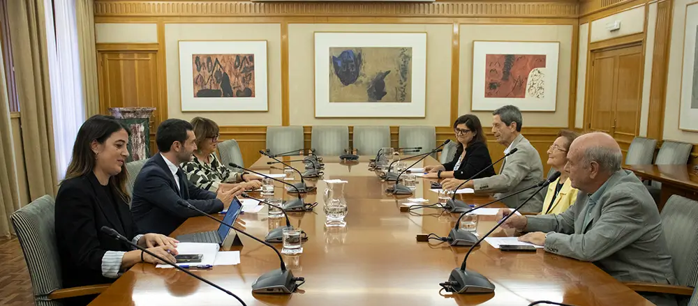 Reunión de la delegación de la PMP con los titulares del Ministerio de Derechos Sociales, Consumo y Agenda 2030 y el IMSERSO.