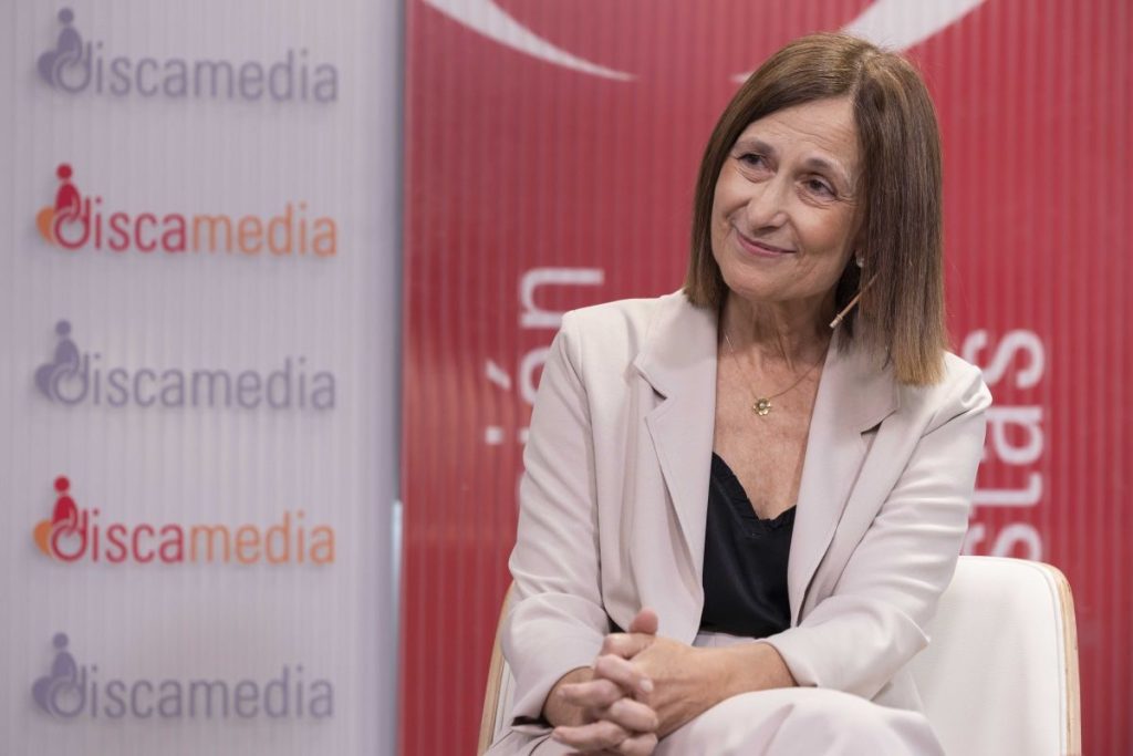 La doctora Pilar Aguado, durante el diálogo