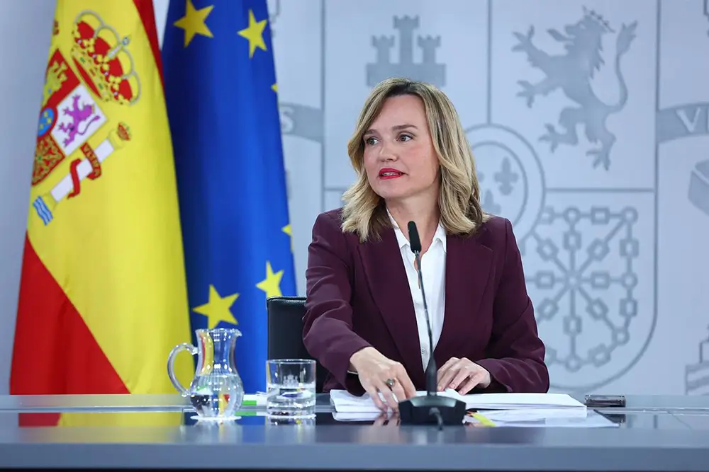 La ministra de Educación y Formación Profesional y Deportes, y portavoz del Gobierno, Pilar Alegría, durante la rueda de prensa posterior al Consejo de Ministros.