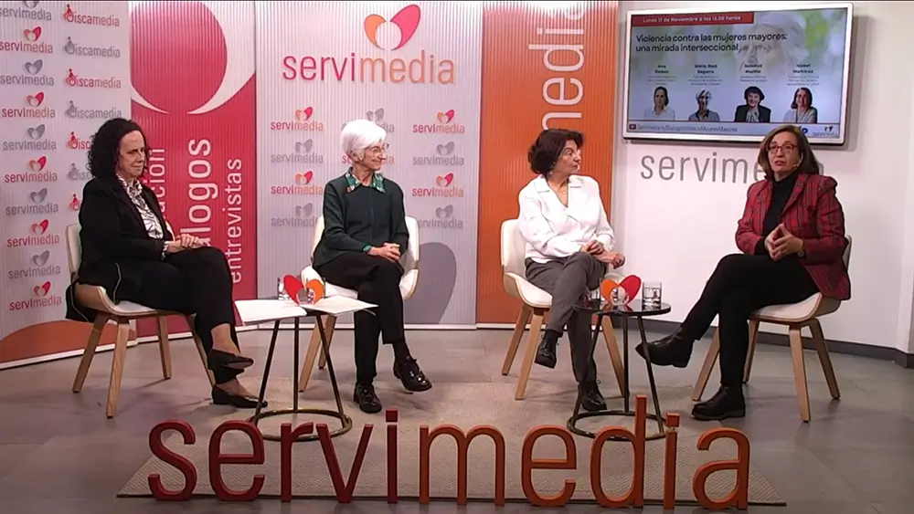 Instante del encuentro 'Violencia contra las Mujeres Mayores: una mirada interseccional'