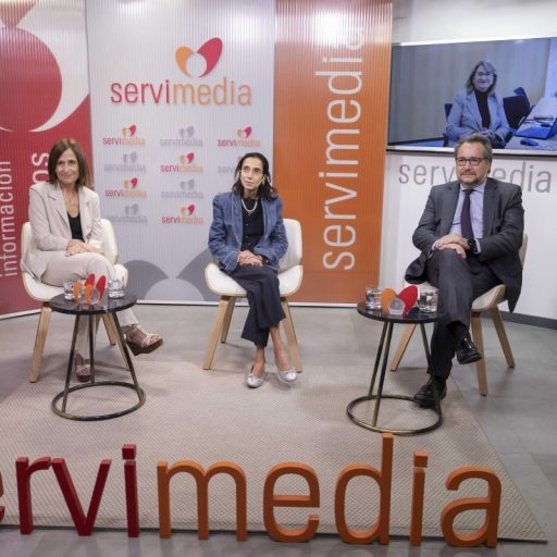 Los participantes del diálogo de Servimedia